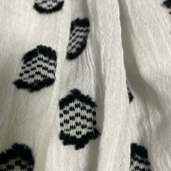 Loft Women’s Size Small Petite NWT Blouse Top White & Black 3D Embellishment - Picture 8 of 10